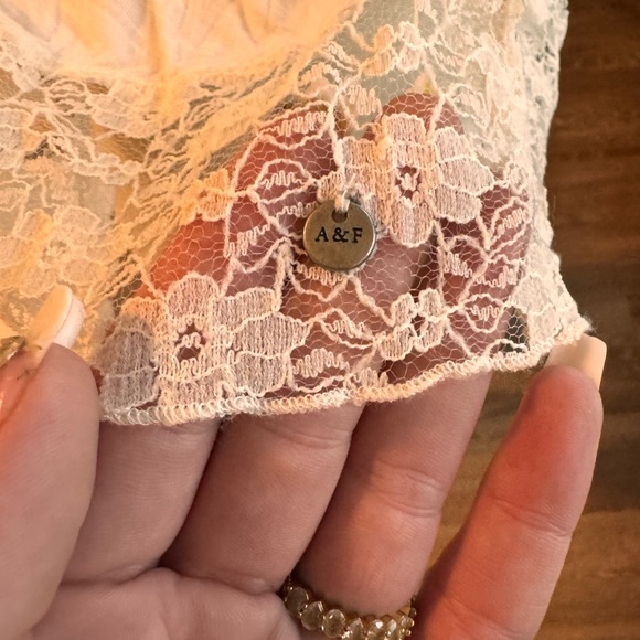 Abercrombie and Fitch blouse - Picture 3 of 6